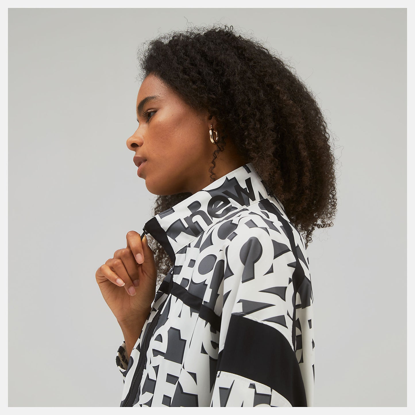 New Balance Sale - Relentless Printed Woven Jacket