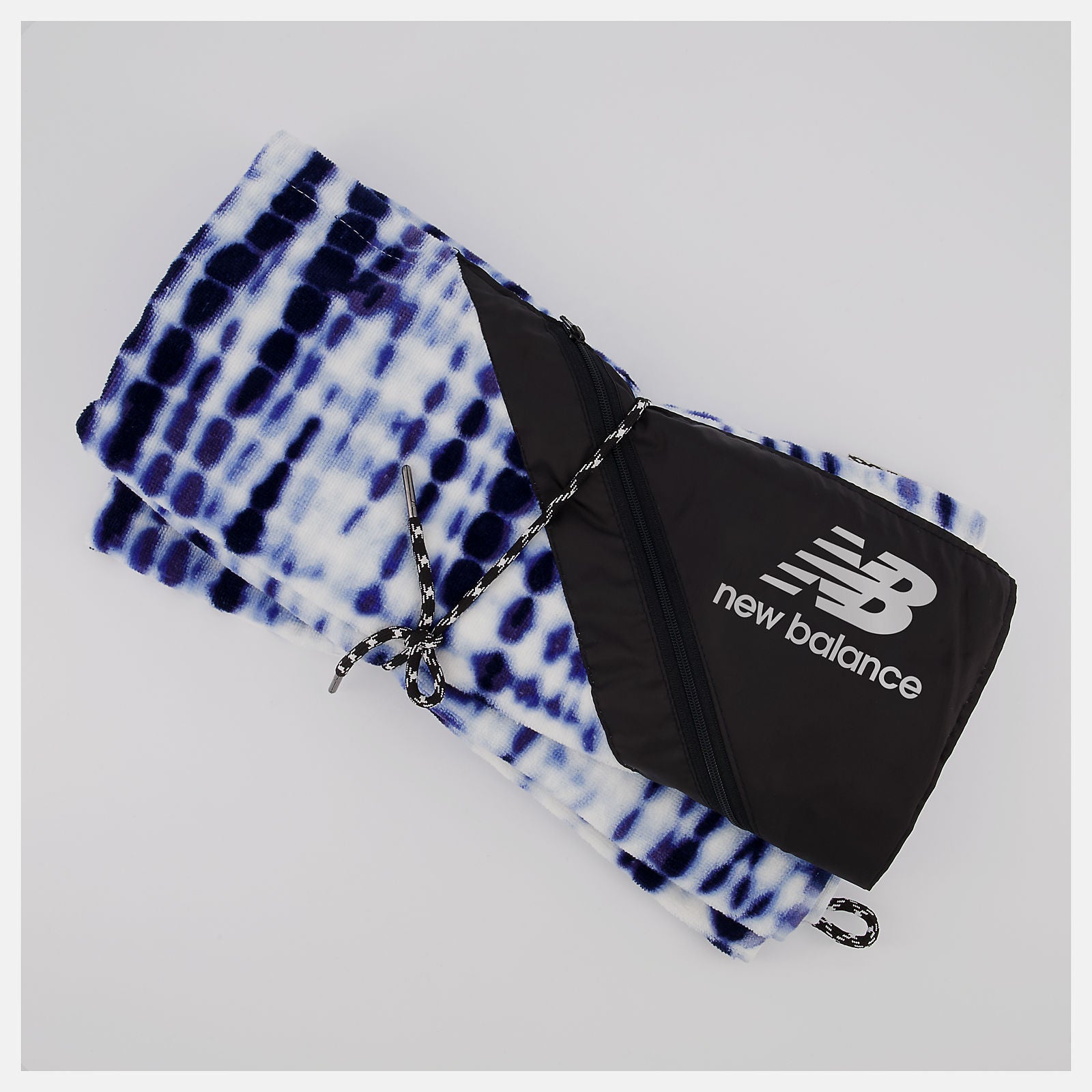 New Balance Online - Slowtide X New Balance Pocket Towel