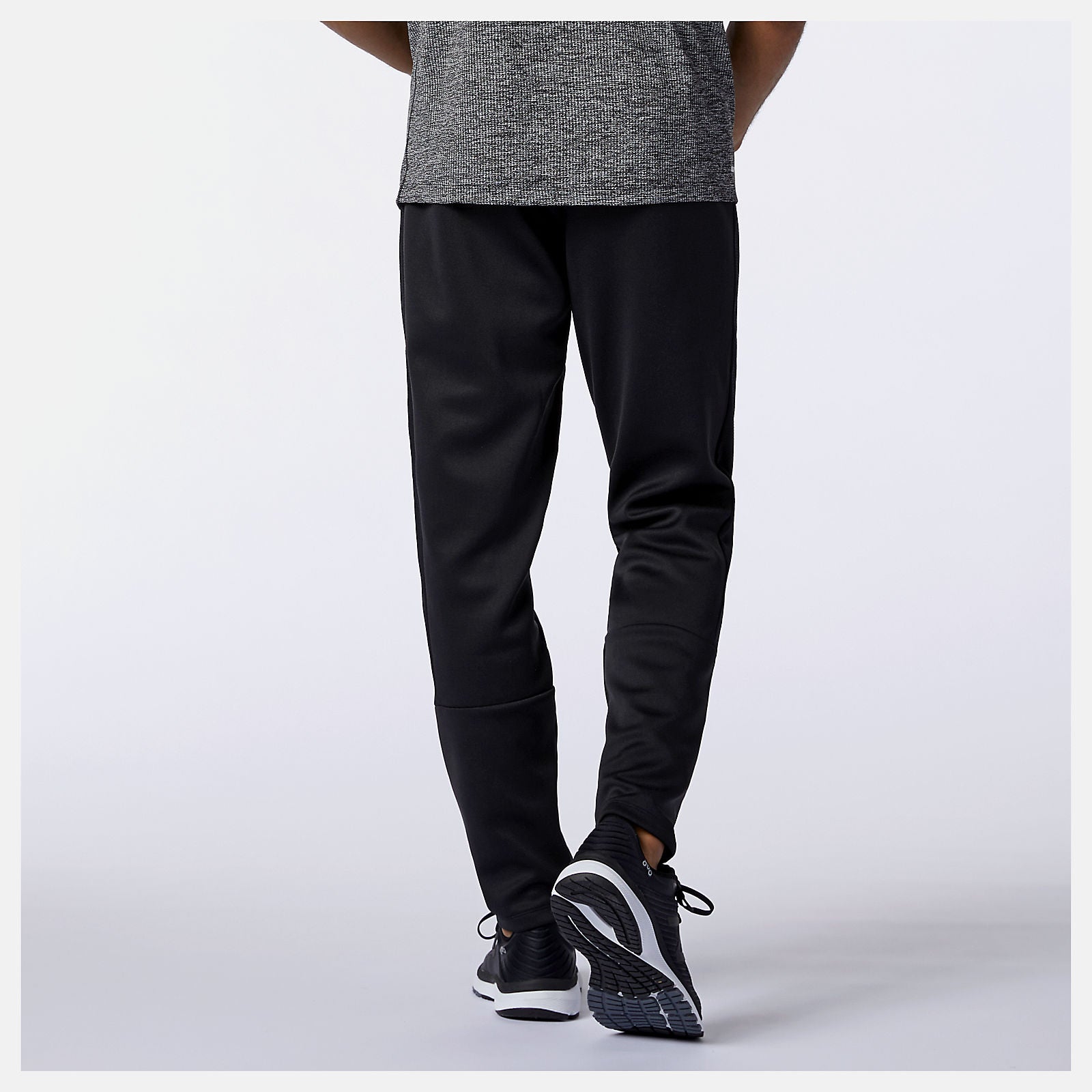 New Balance US - Tenacity Knit Pant