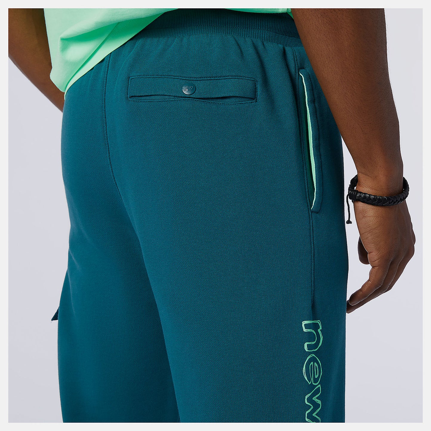 New Balance Sale - NB Athletics Clash Sweatpant