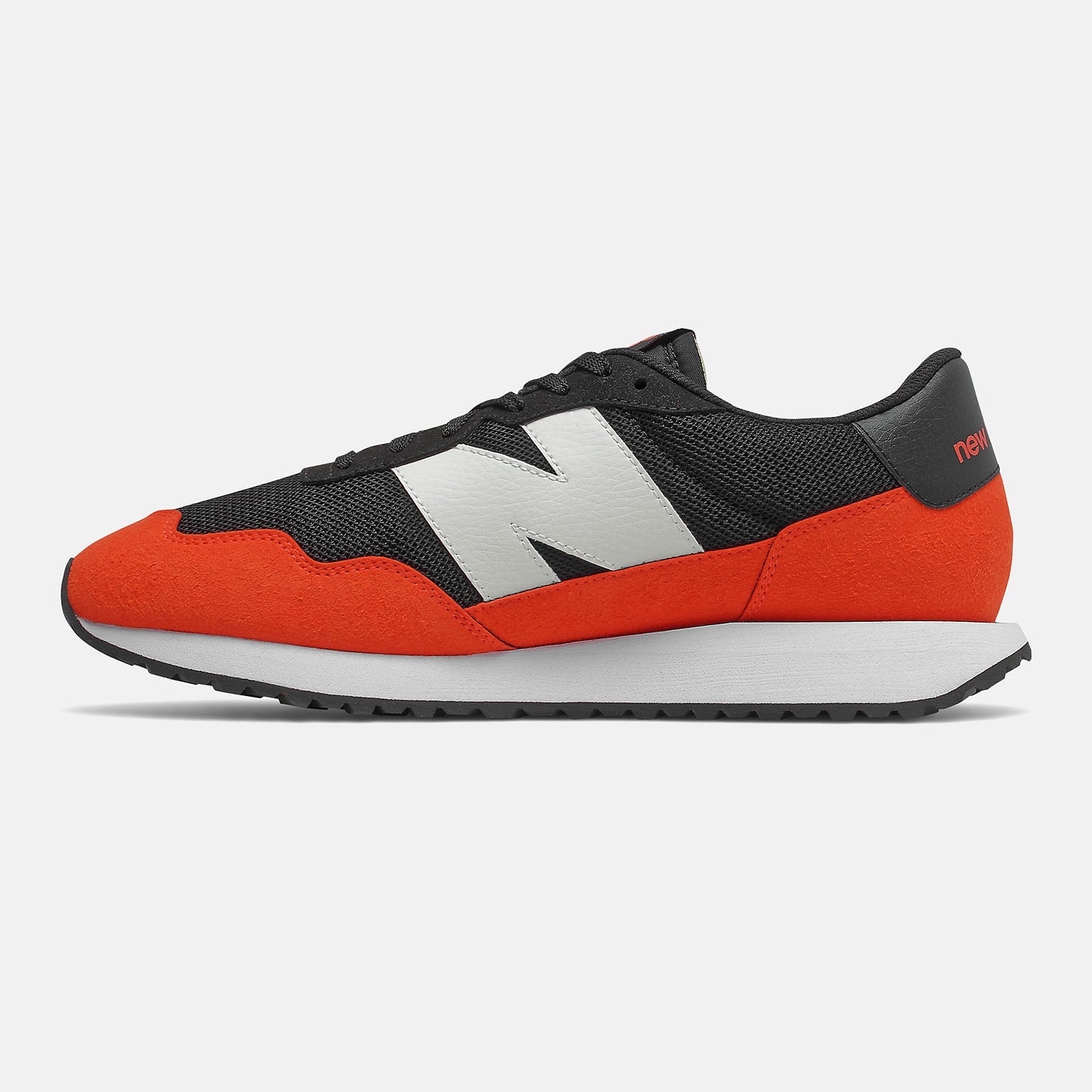 New Balance Outlet - 237