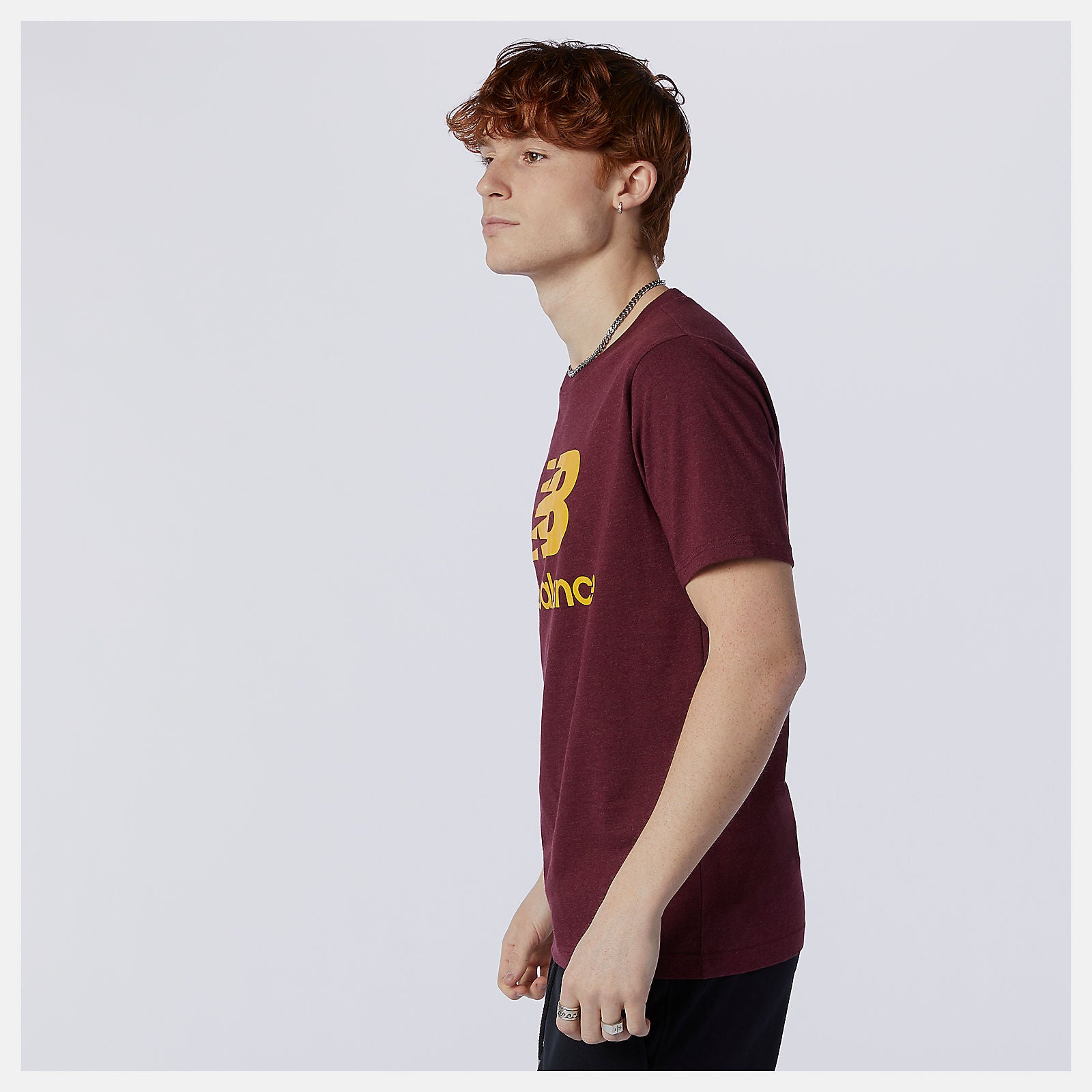 New Balance Outlet - Essentials Stacked Logo Tee