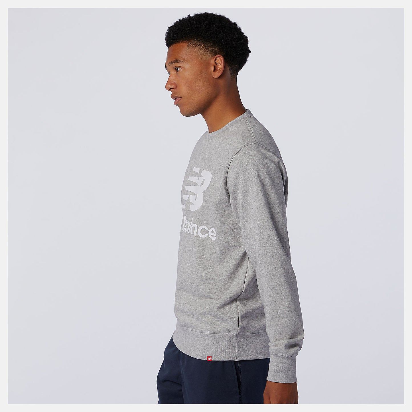 New Balance Online - NB Essentials Stacked Logo Crew