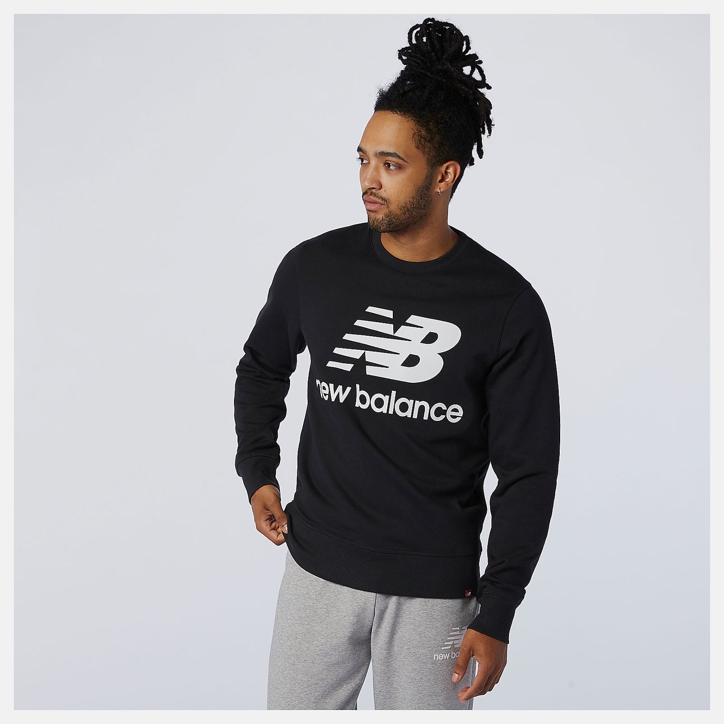 New Balance US - NB Essentials Stacked Logo Crew