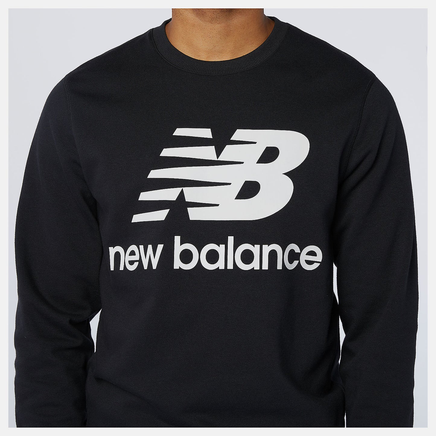New Balance US - NB Essentials Stacked Logo Crew