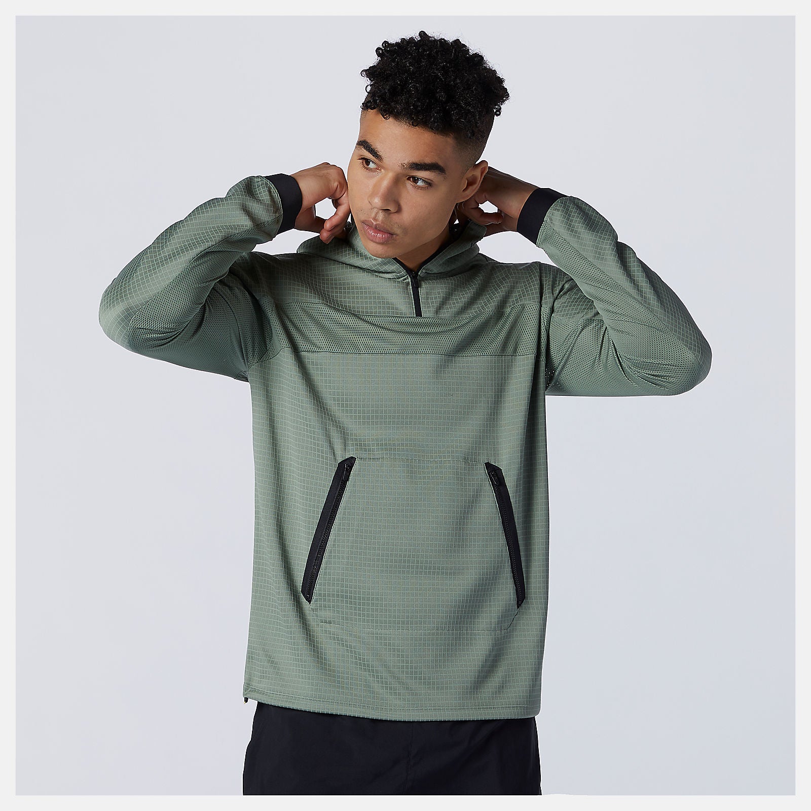 New Balance Outlet - R.W.T. Tech Quarter Zip