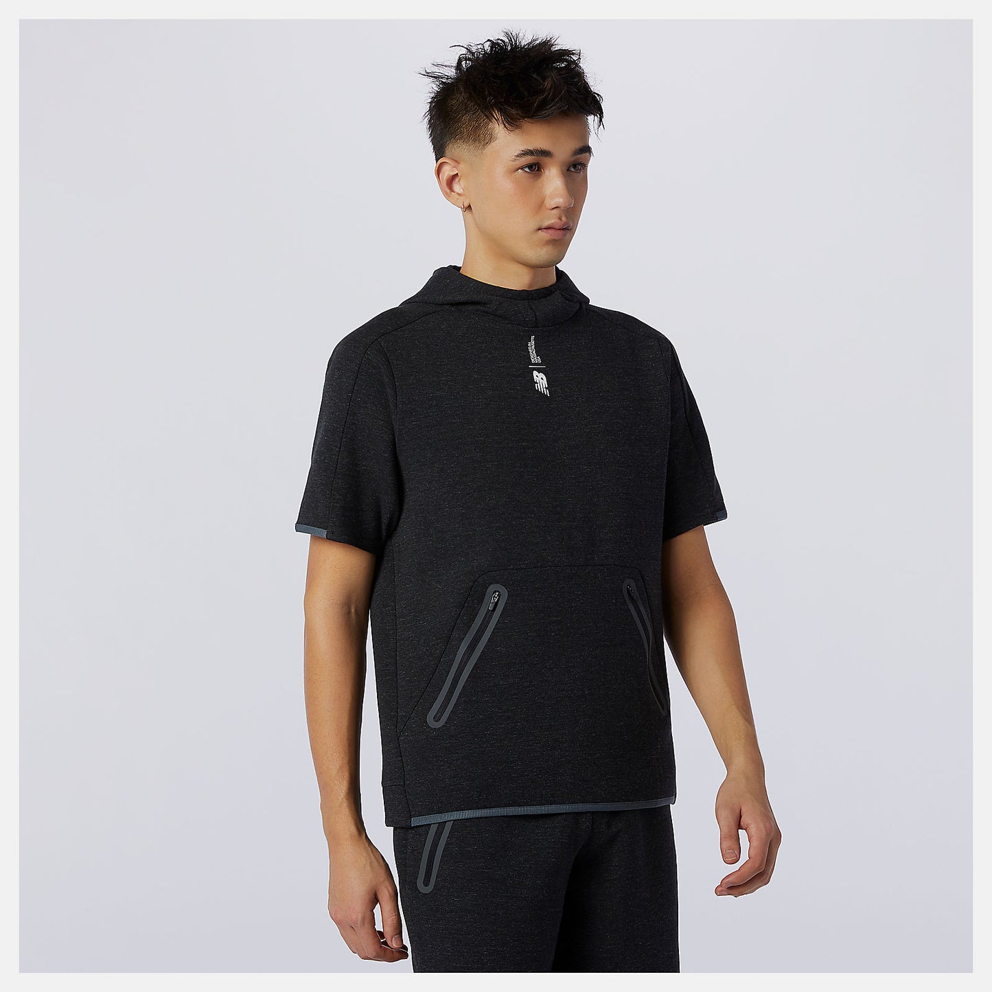 New Balance On Sale - Fortitech Fleece Short Sleeve Hoodie