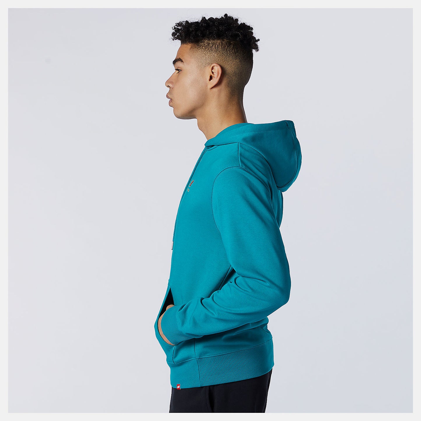 New Balance Online - NB Essentials Embroidered Hoodie