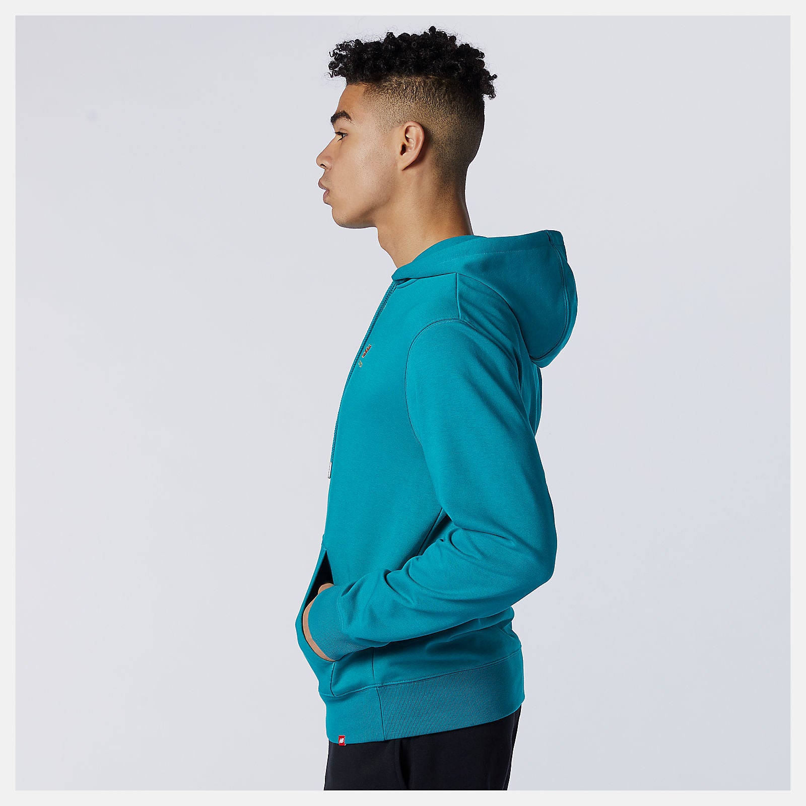 New Balance Online - NB Essentials Embroidered Hoodie