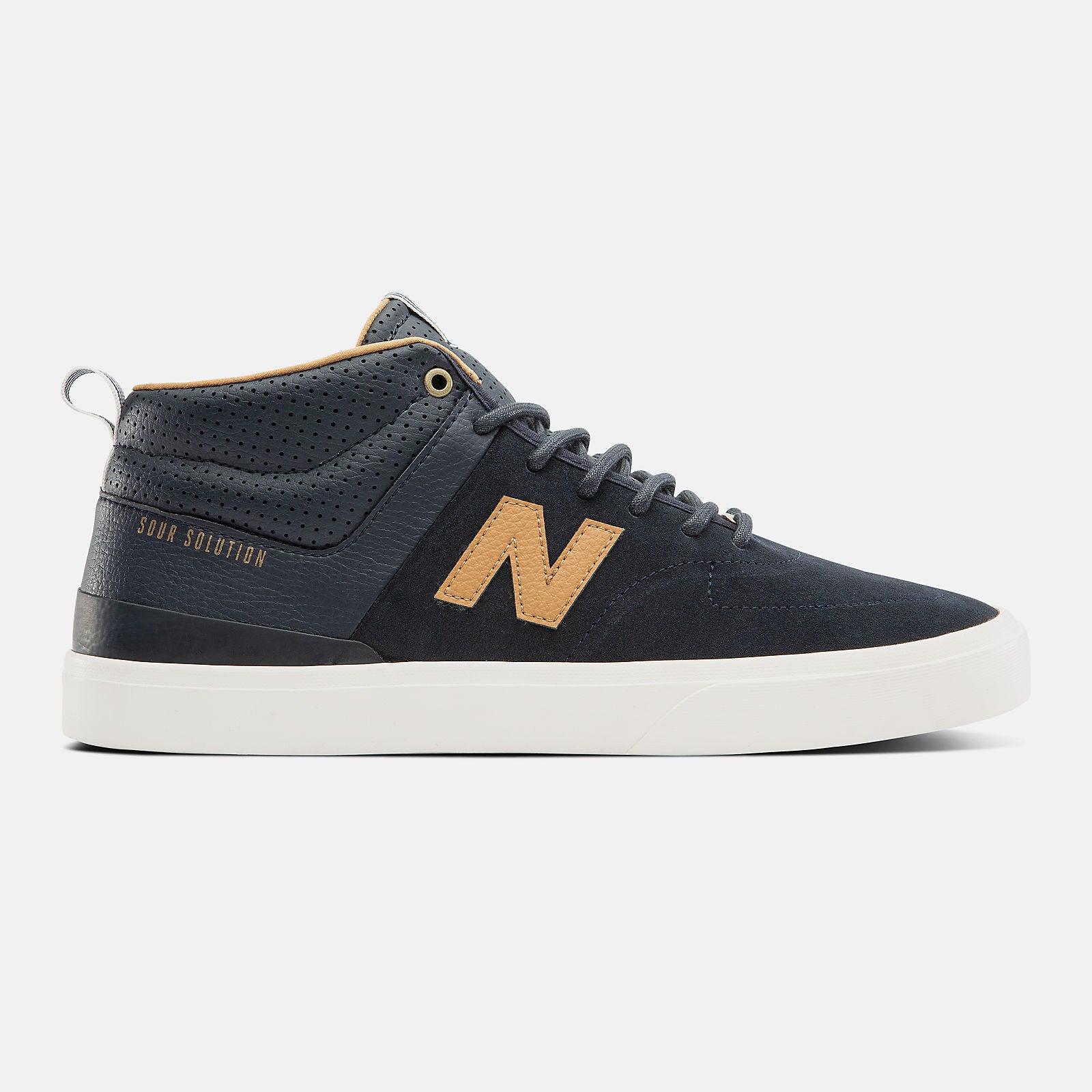 New Balance Outlet - Numeric 379 Mid