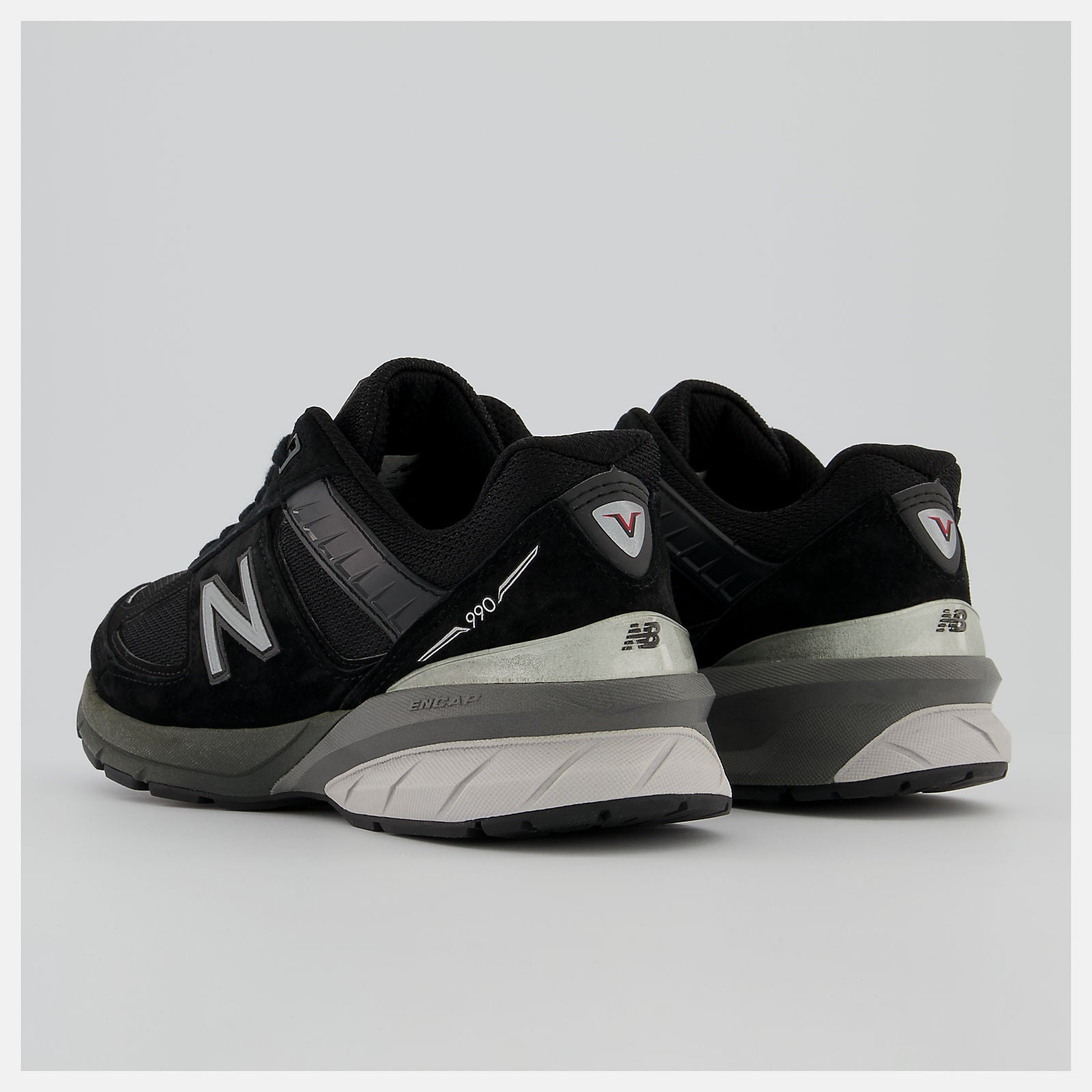 New Balance US - Made in US 990v5