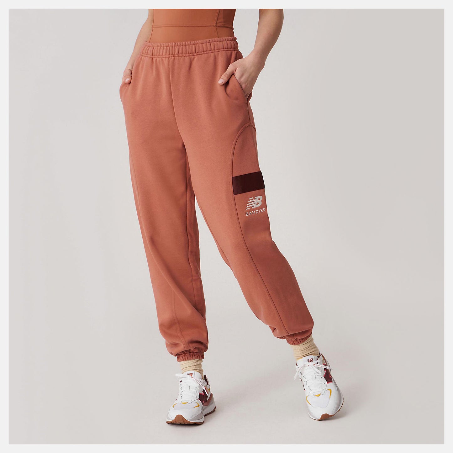 New Balance Hot sale - Bandier Fleece Jogger