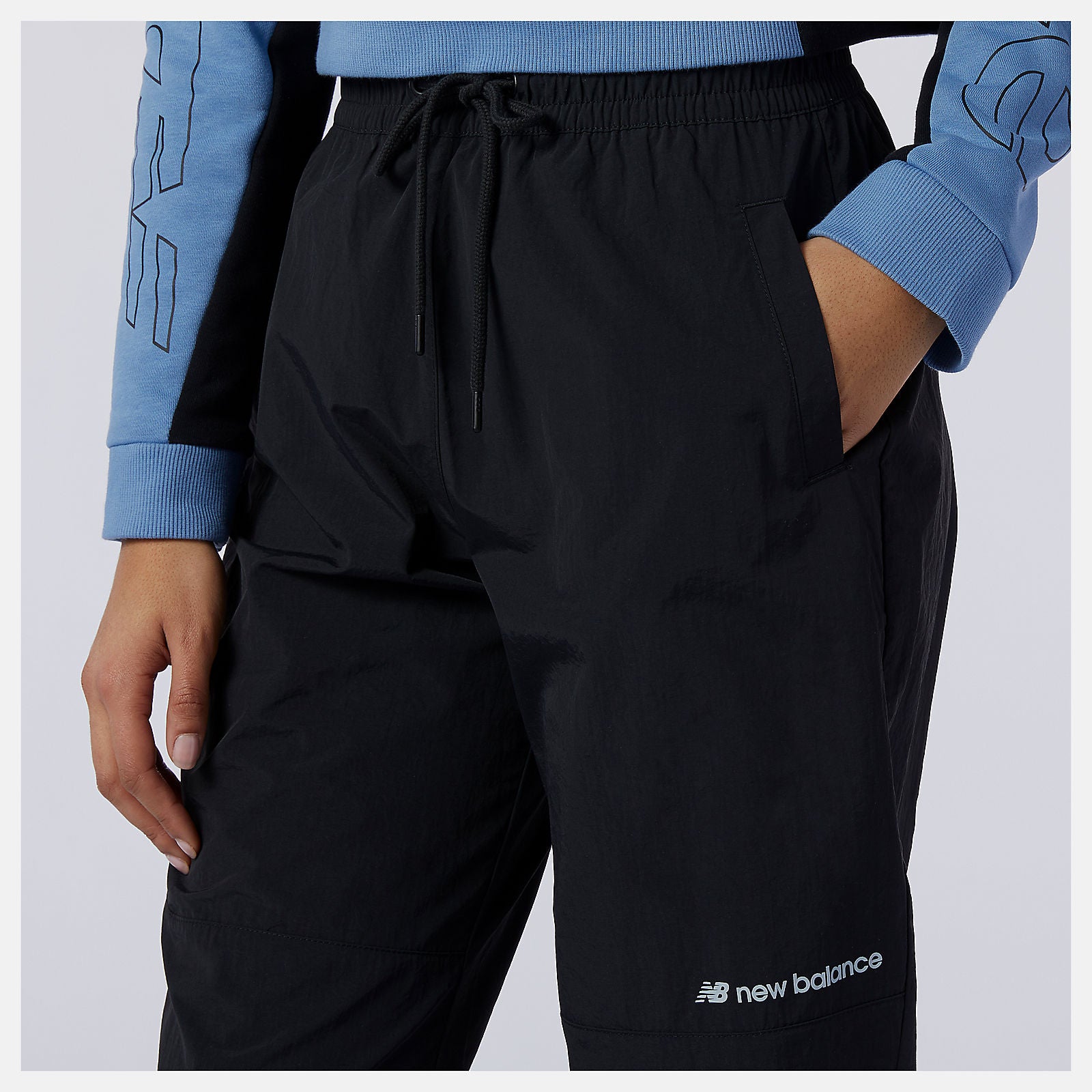 New Balance US - Sport Style Optiks Woven Pant