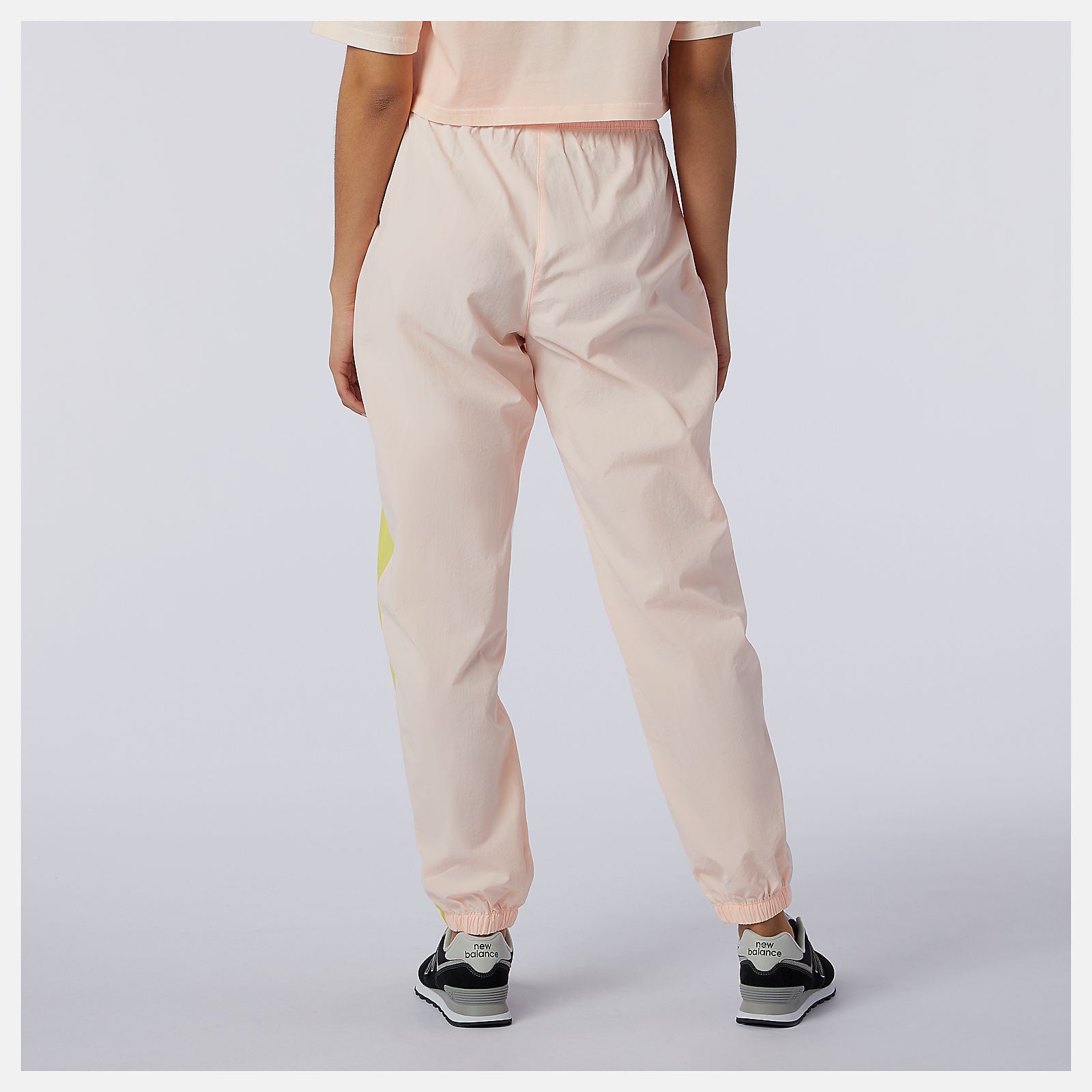 New Balance US - Sport Style Optiks Woven Pant