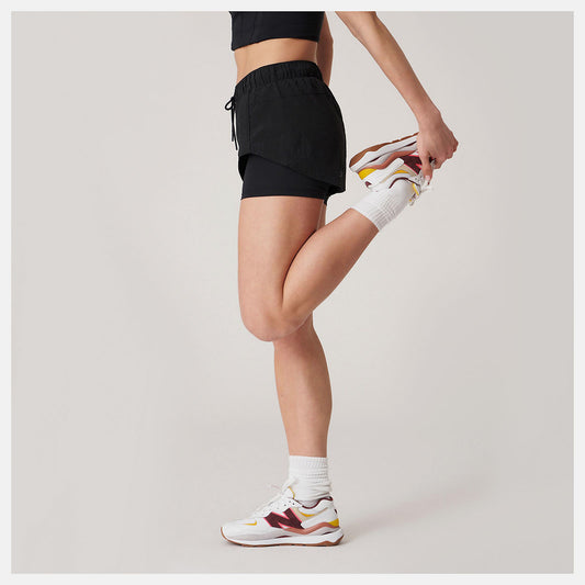 New Balance On Sale - Bandier Woven tech Short