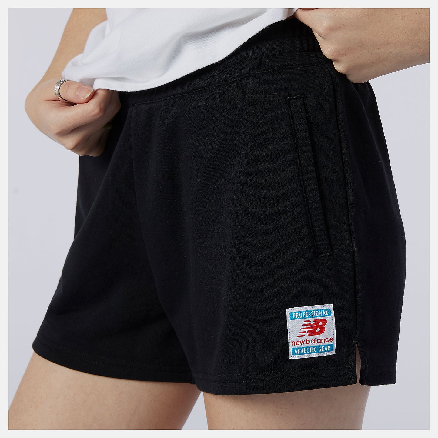 New Balance Discount - NB Essentials Knit Short