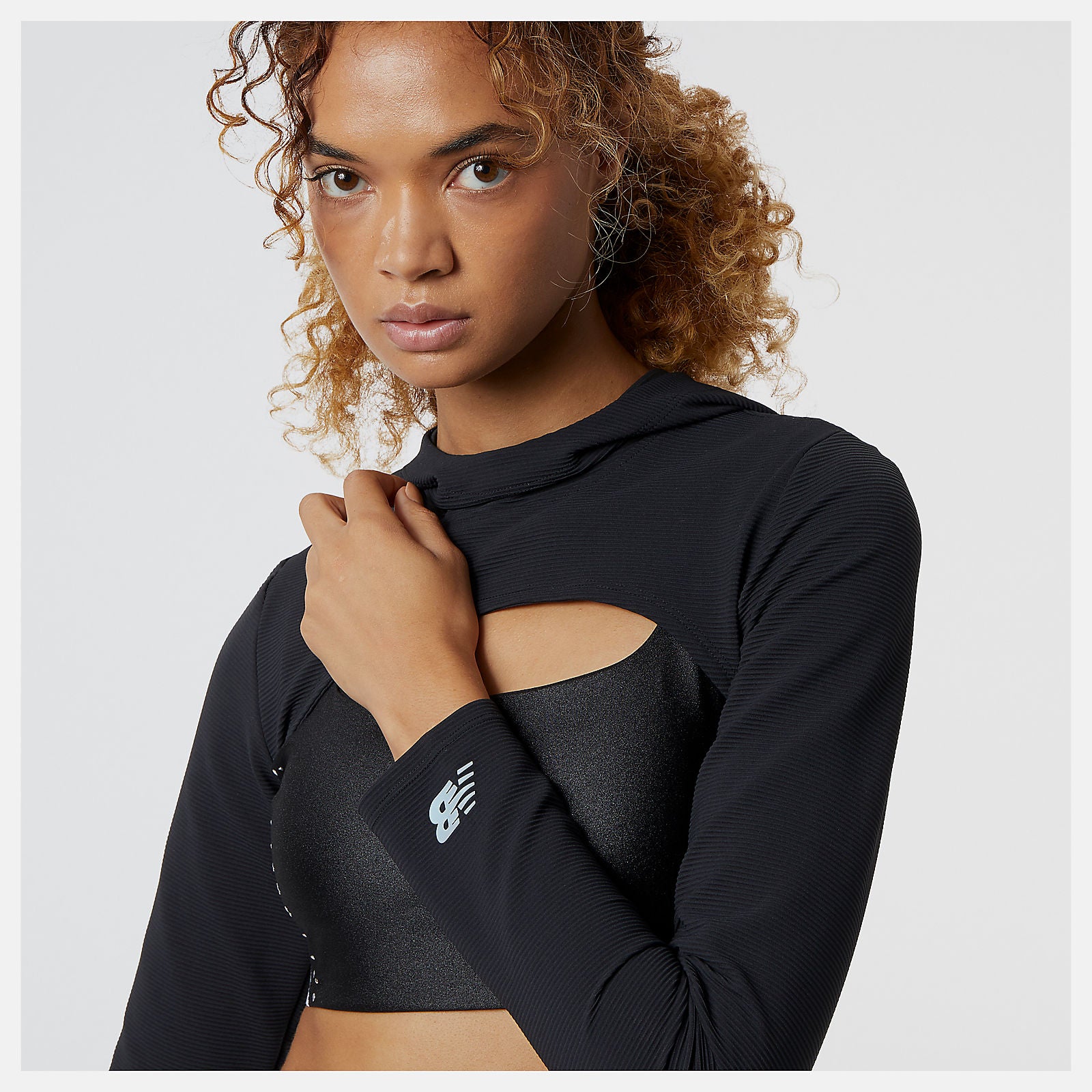 New Balance Outlet - Syd Hooded Shrug