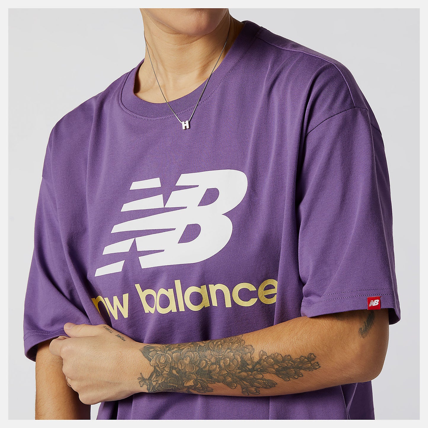 New Balance US - NB Essentials Stacked Logo Tee