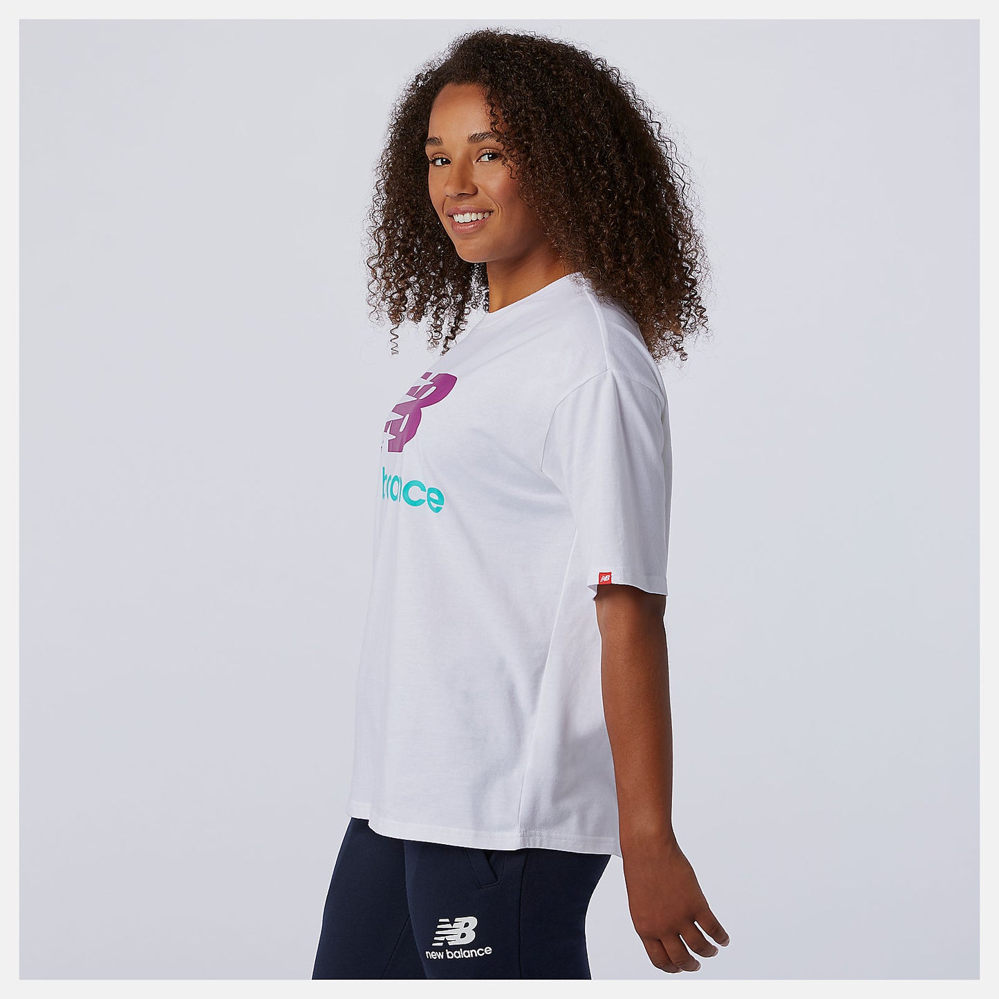 New Balance Outlet - NB Essentials Stacked Logo Tee
