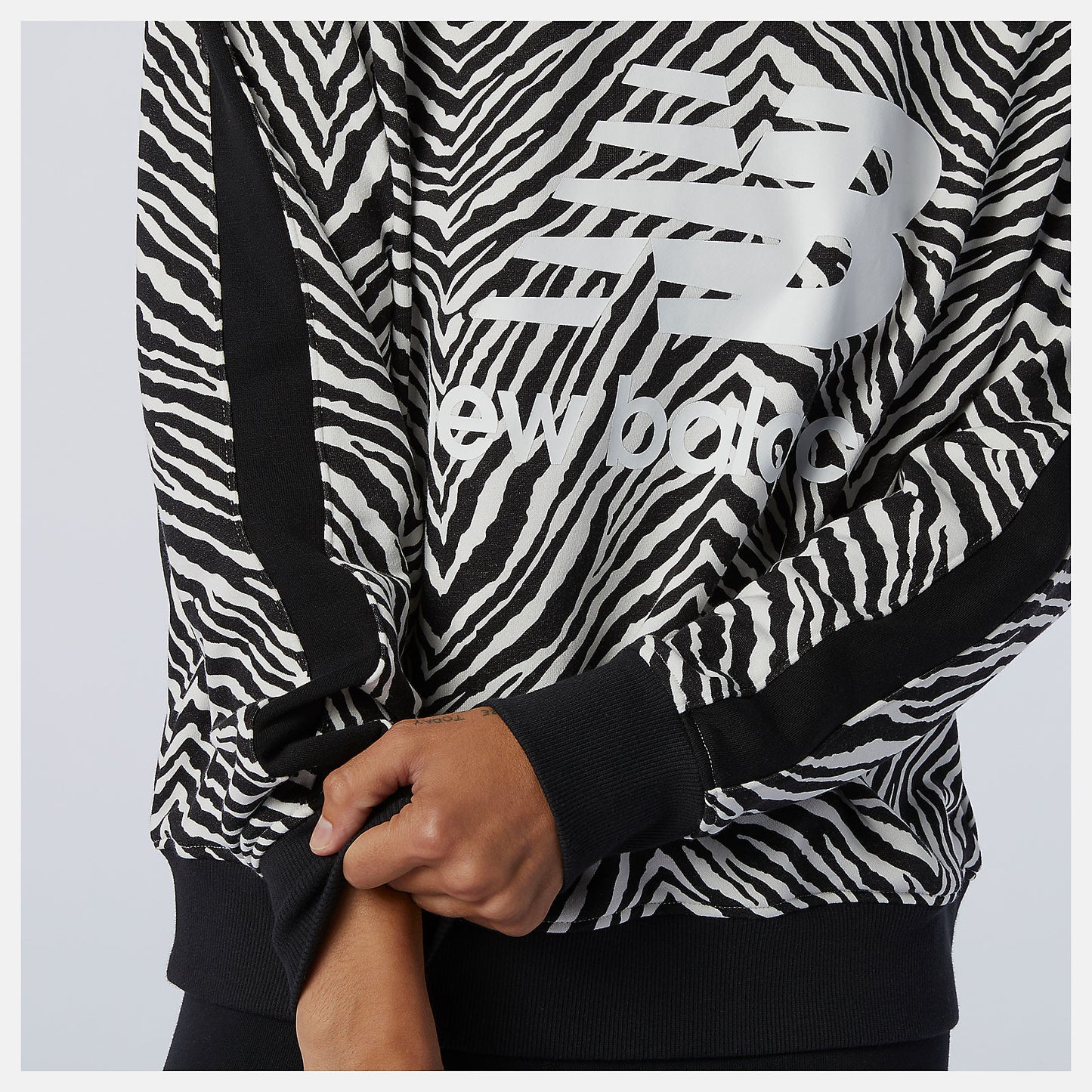New Balance For Sale - NB Athletics AOP Animal Print Crew