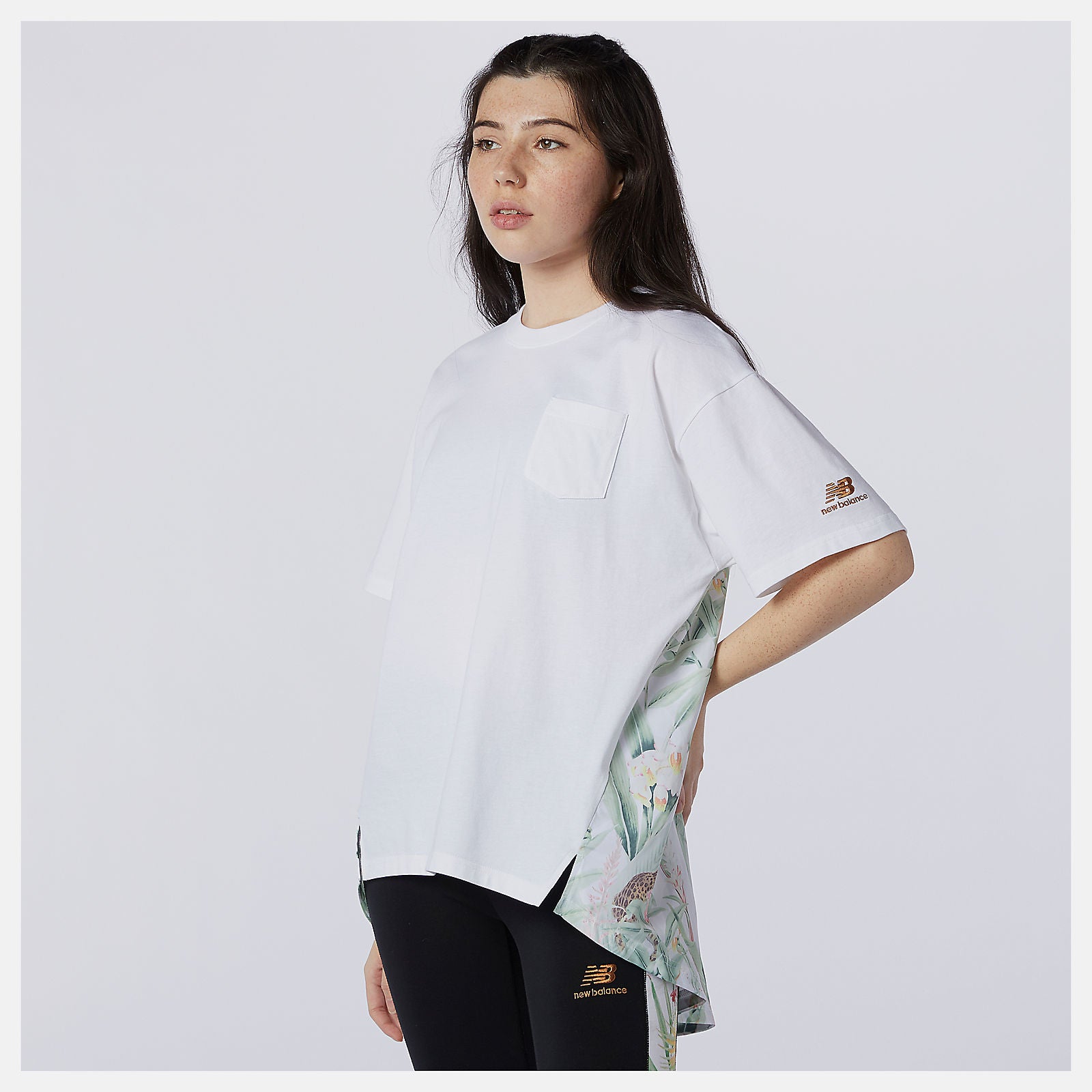 New Balance US - NB Essentials Botanical Knit Woven Mix Tee