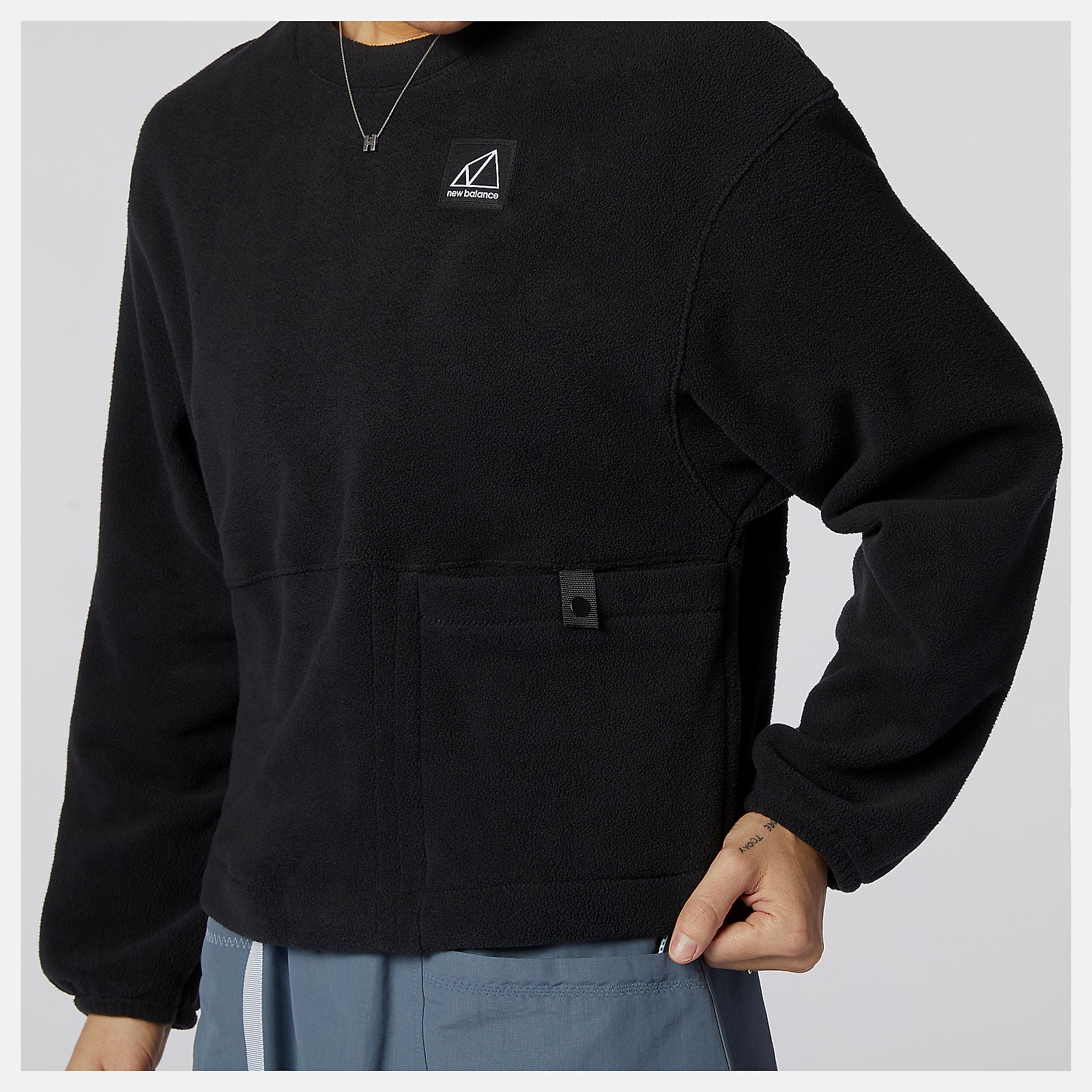 New Balance Discount - NB All Terrain Pocket Crew Fleece