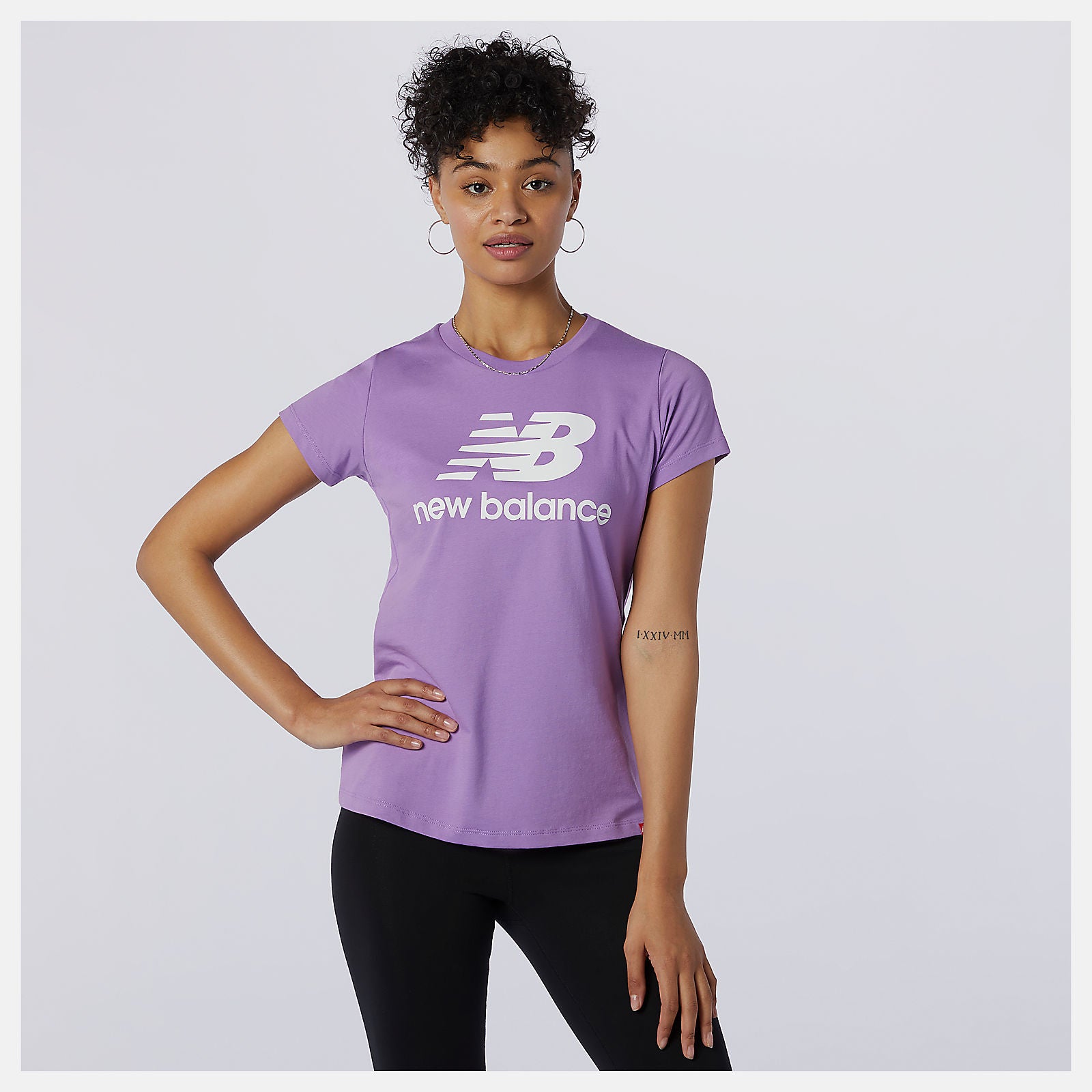 New Balance Outlet - Essentials Stacked Logo Tee